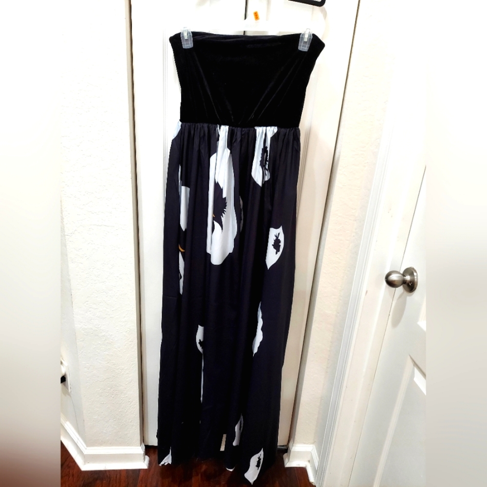 Casual Elegance halter maxi